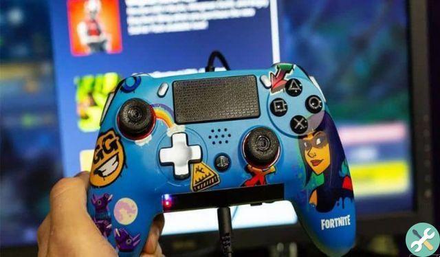 Comment jouer à Fortnite avec une manette générique sur PC ? - Très facile!