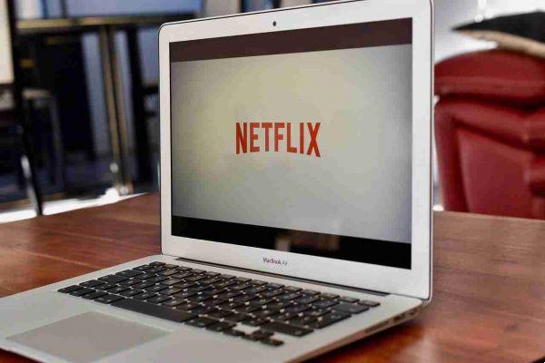 Como restaurar contas Netflix para valores padrão