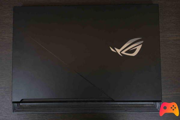 Asus ROG Strix Scar III G732L - Revisão