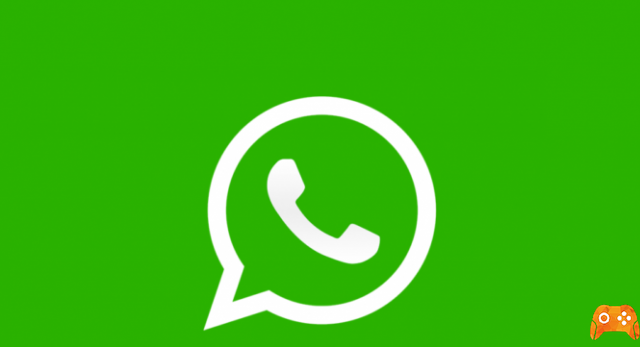 Whatsapp, how to reply to a message using a gesture - Swipe to Reply