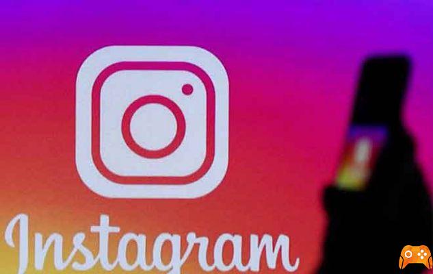 How to download Instagram stories from mobile or PC