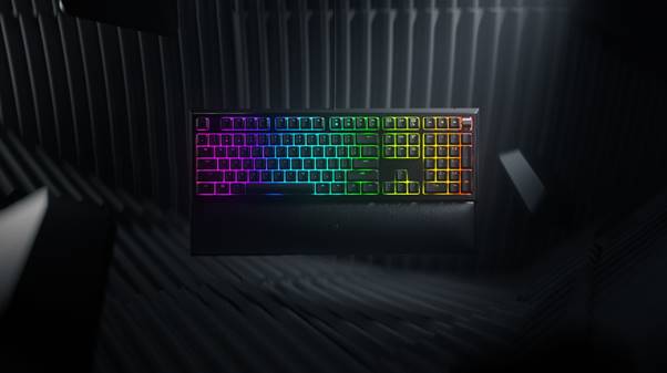 Razer anuncia o novo teclado Ornate V2