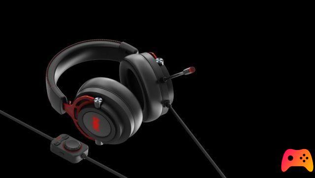 AOC: the GH200 and GH300 gaming headphones