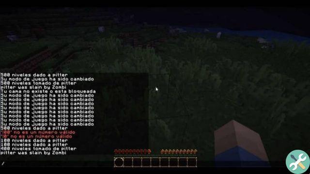 What command can I gain or remove experience in Minecraft with?