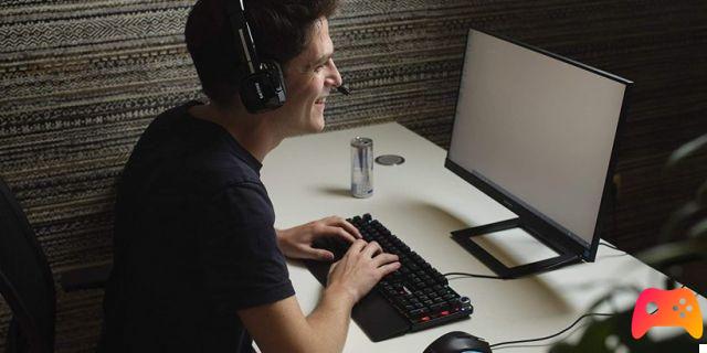 Philips gaming headsets arrive in August