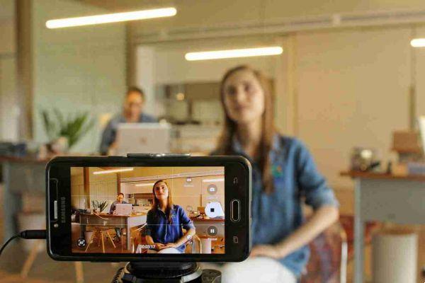 App to make videos with photos and music directly from your smartphone